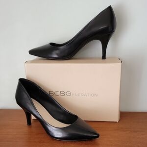 BCBGeneration Black Ollee Pumps sz10